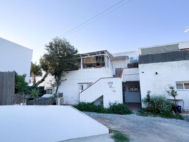 Adossat amb jardí en venda a de la Donzella