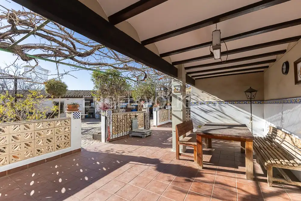 Terraza de Casa o chalet en venta en Paterna con Aire acondicionado, Calefacción y Jardín privado