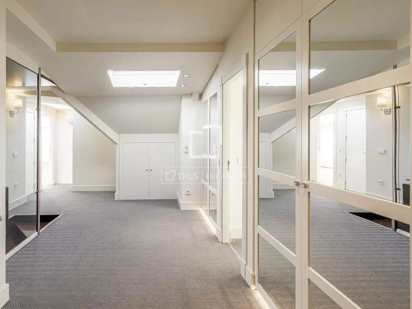 Attic for rent in Madrid  with Air Conditioner, Heating and Private garden