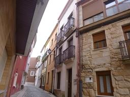 Vista exterior de Casa adosada en venda en Rianxo amb Moblat, Forn i Rentadora