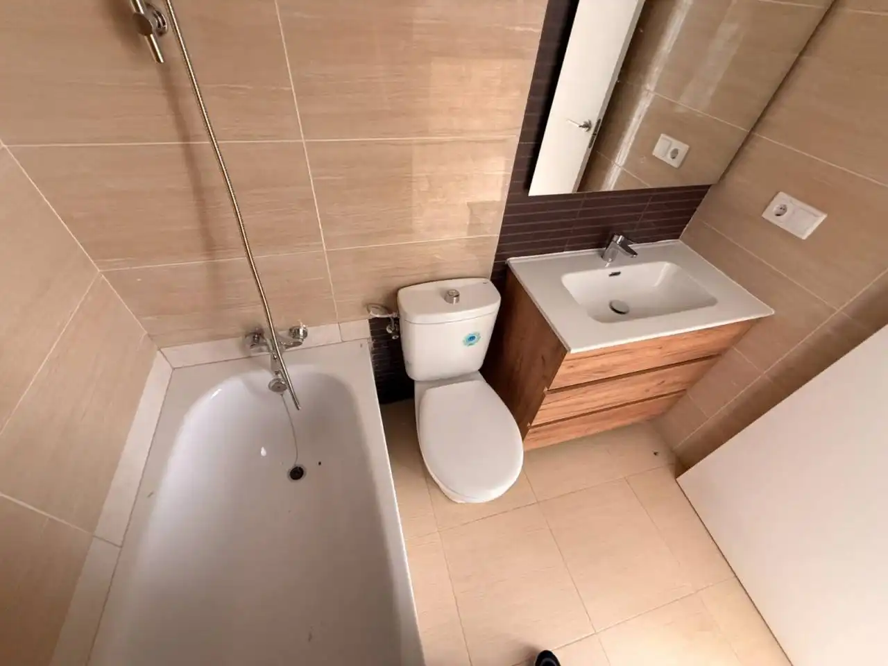 Bathroom of Study for rent in Blanes