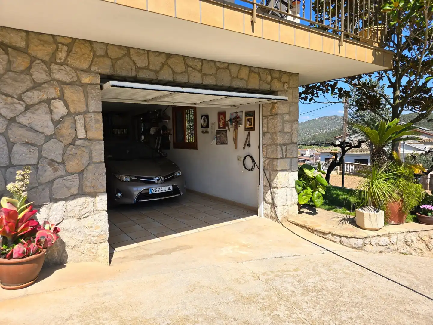 Parking de Casa o chalet en venta en Canyelles con Calefacción, Jardín privado y Terraza