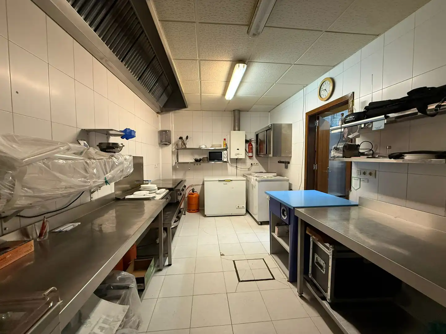 Kitchen of Commercial properties for sale in Socuéllamos  with Air Conditioner, Heating and Furnished