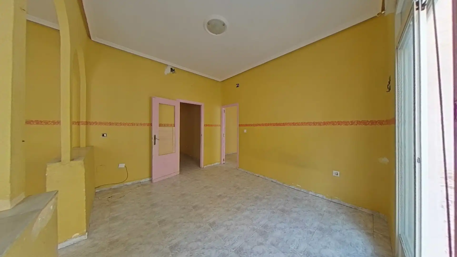 Piso en venta en La Unión con Balcón