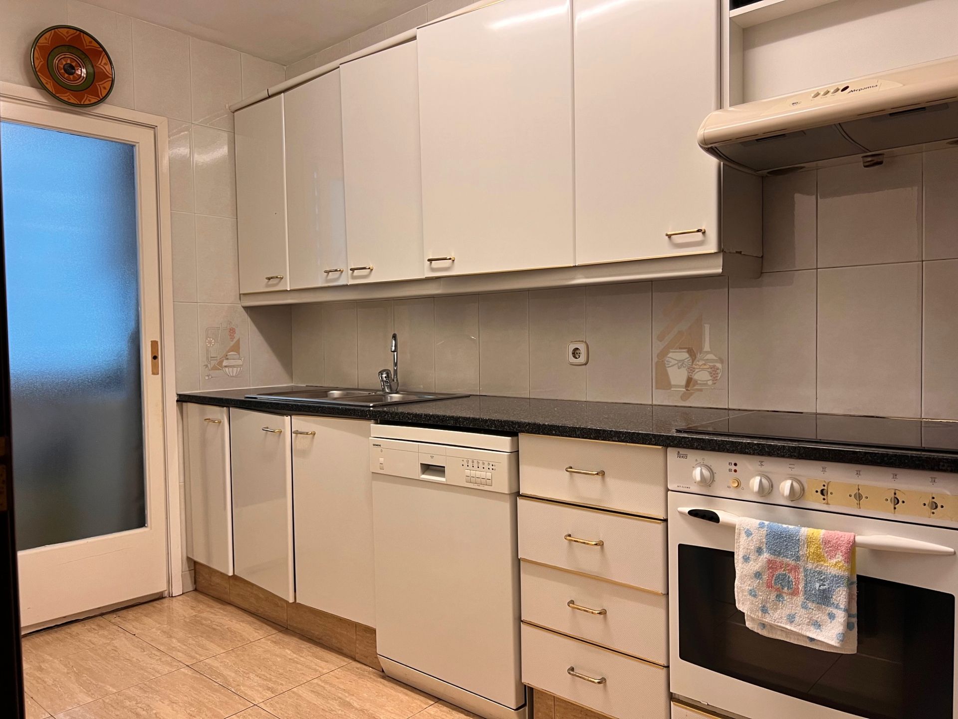 Cuina de Pis en venda en Premià de Dalt amb Calefacció, Terrassa i Balcó