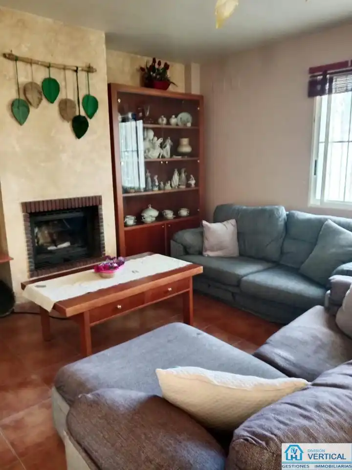 Sala de estar de Casa o chalet en venta en Náquera con Aire acondicionado, Terraza y Piscina