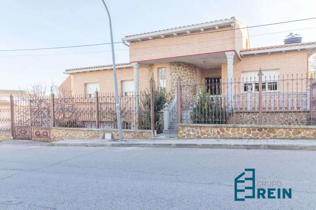 Chalet con jardín en venta en LARGO CABALLERO 1, imagen 61