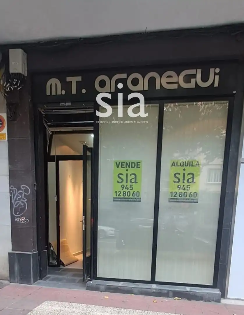 Local de alquiler en Vitoria - Gasteiz
