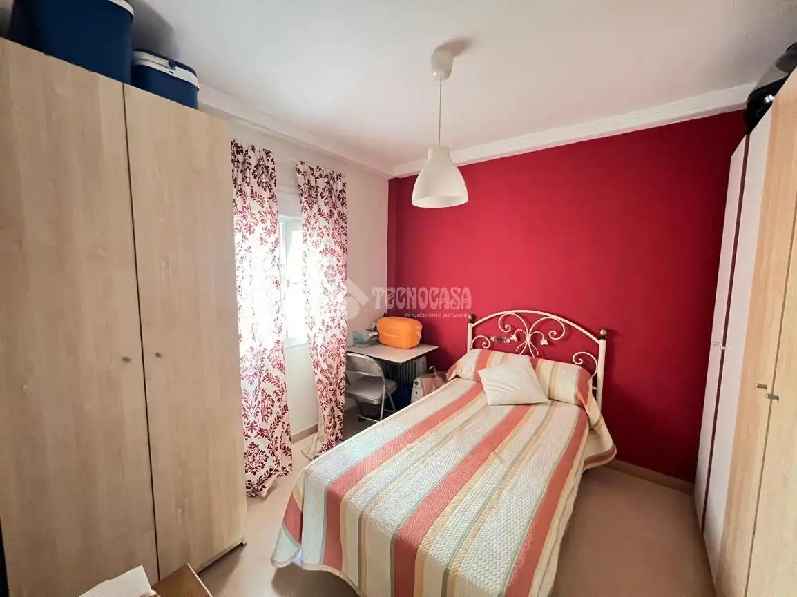 Habitación de Piso en venta en Dos Hermanas
