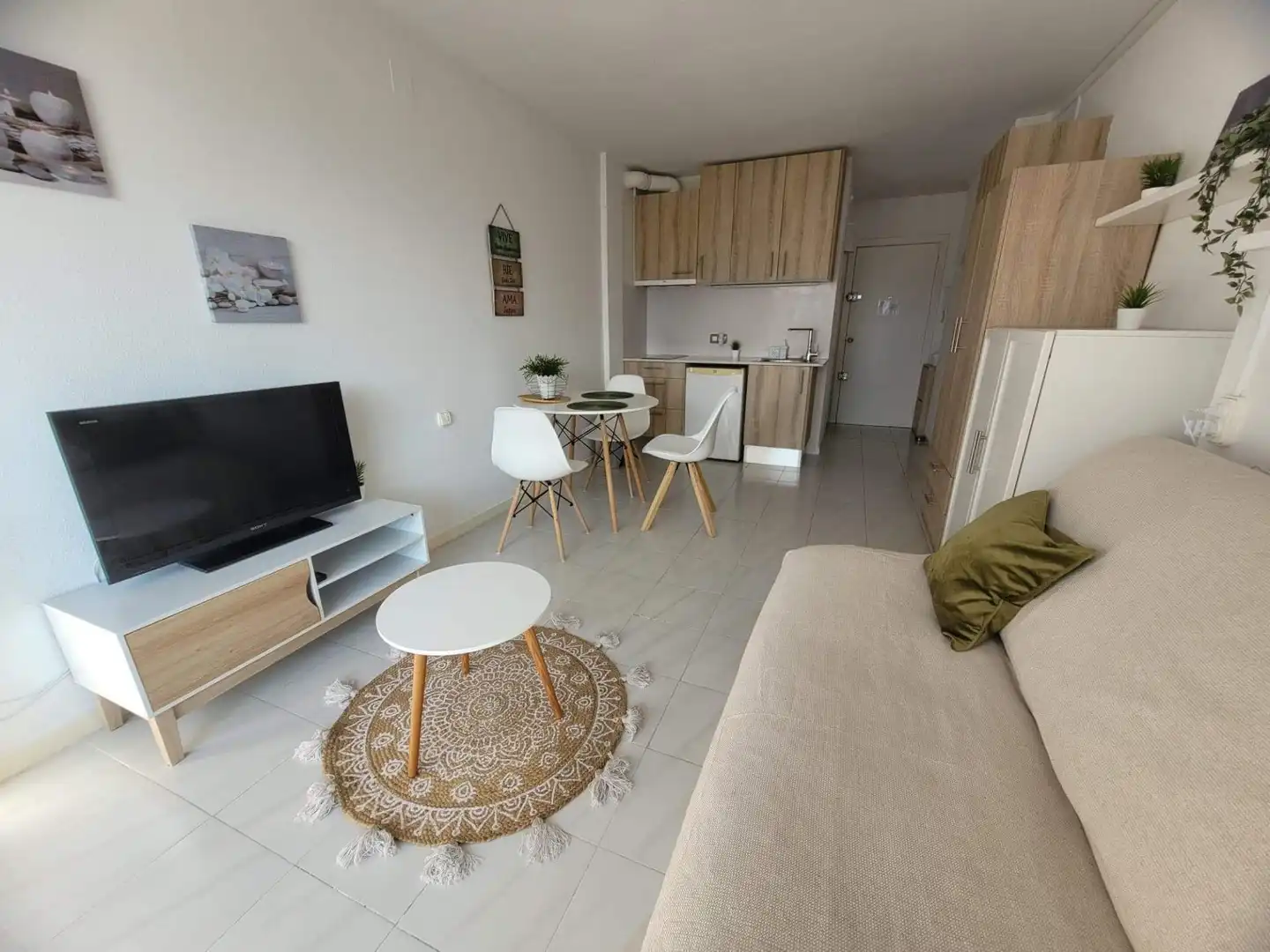 Sala d'estar de Apartament en venda en Empuriabrava amb Terrassa i Balcó
