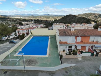 Swimming pool of Flat for sale in Gilet  with Balcony and Community pool