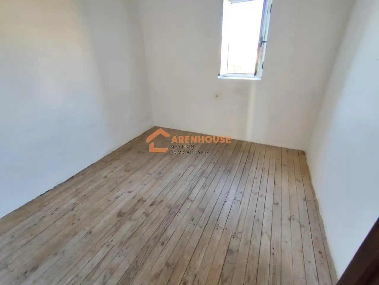 Habitación de Casa o chalet en venta en Vilar de Santos con Calefacción, Jardín privado y Trastero