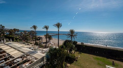 Foto 4 de Apartamento en venta en Puerto Banús, Marbella