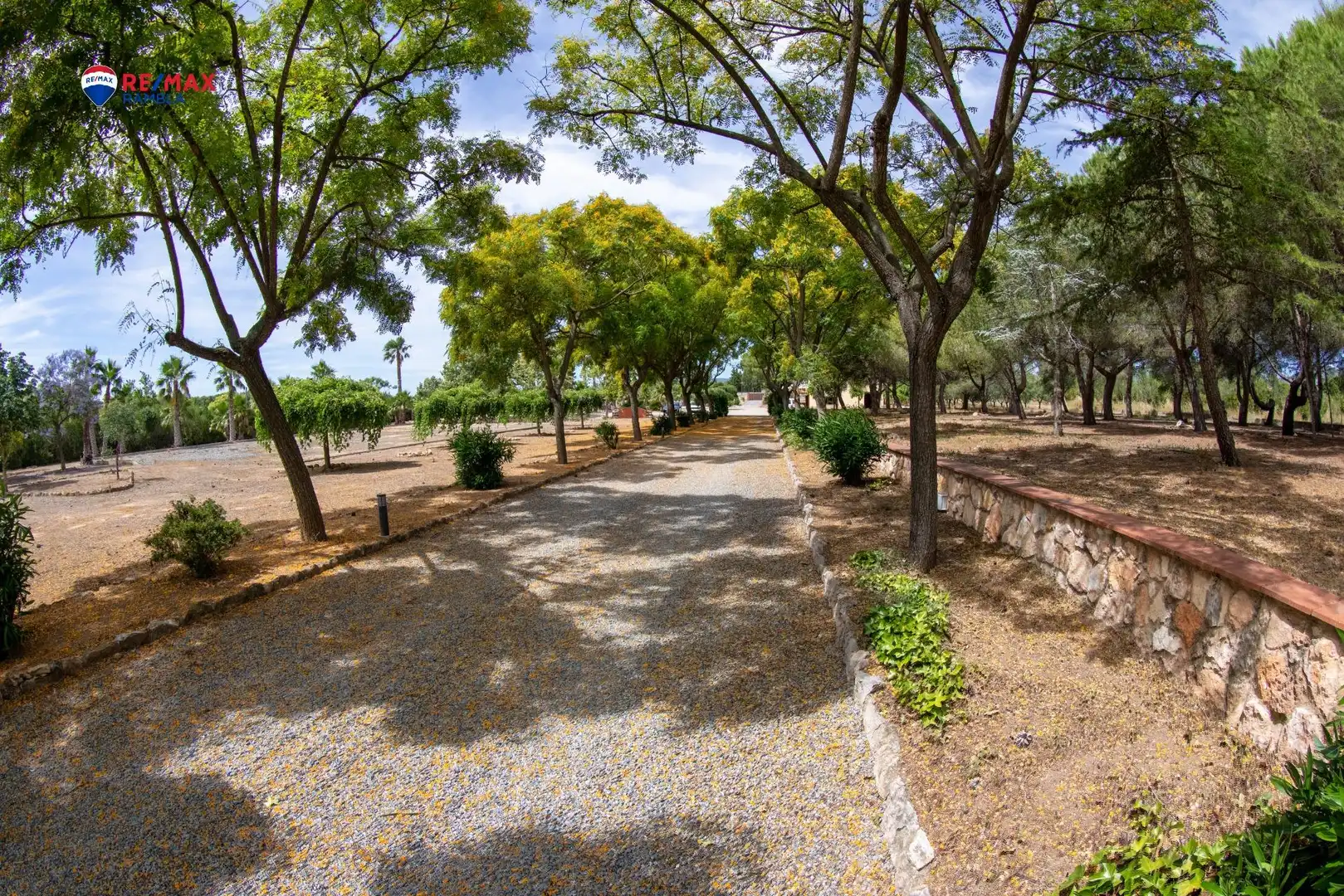 Exterior view of Houses for sale in Valls