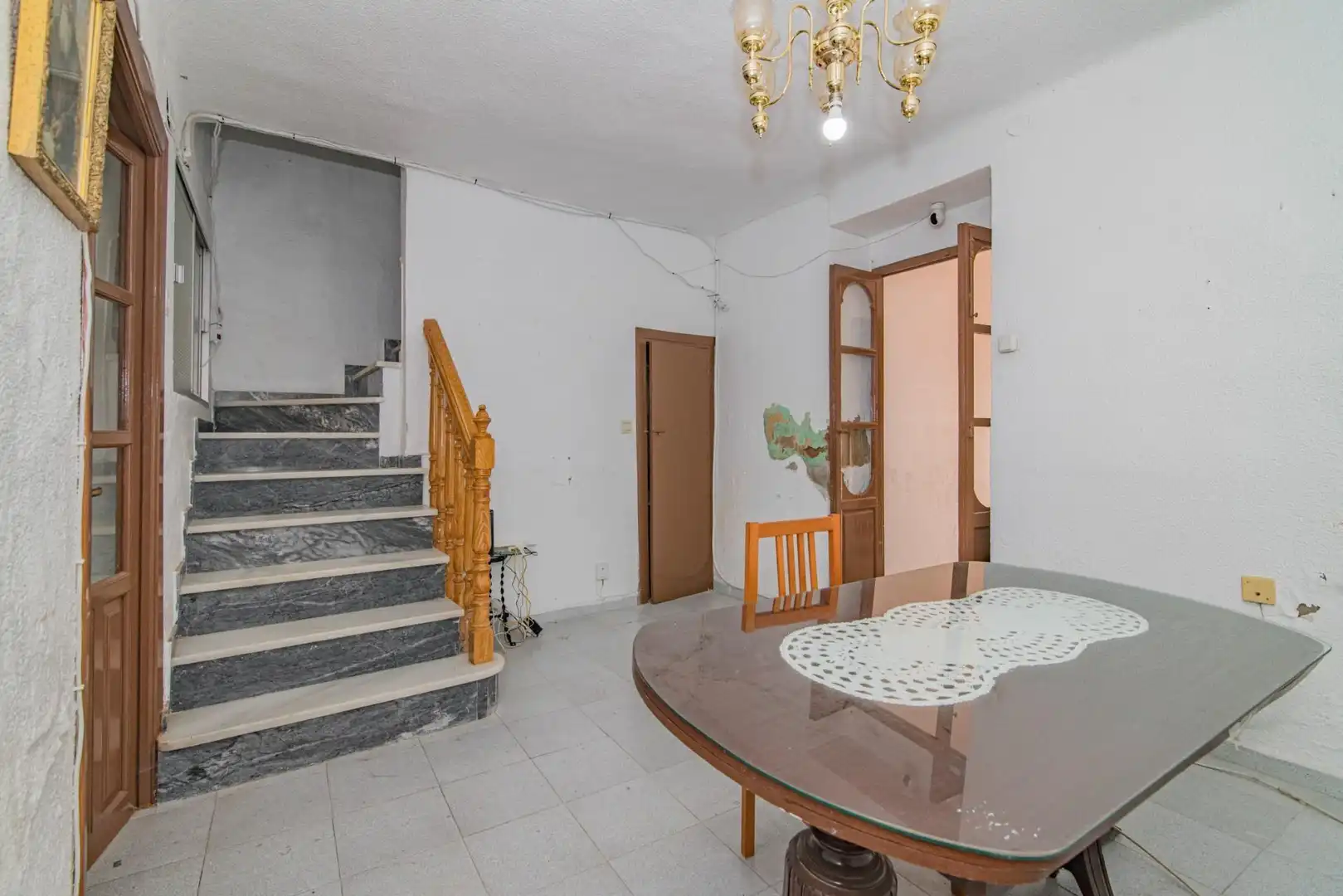 Casa adosada en venta en Pinos Puente con Terraza, Trastero y Balcón