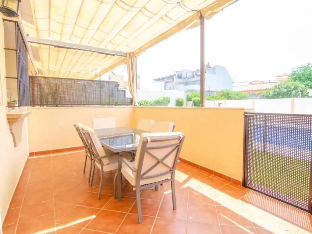 Terrassa de Casa o xalet en venda en La Rinconada