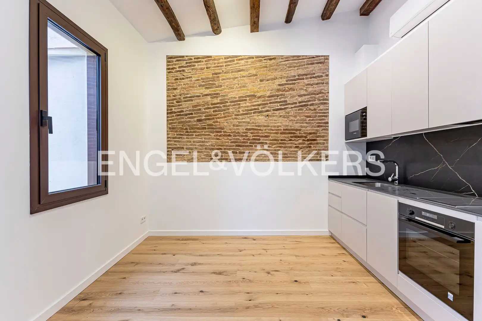 Kitchen of Flat for sale in Barcelona  with Heating and Balcony