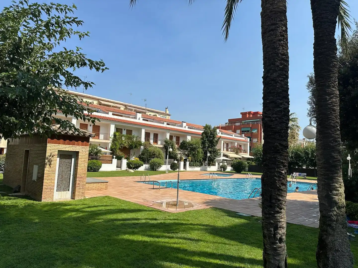 Piscina de Casa adosada de alquiler en Vilassar de Mar con Aire acondicionado, Calefacción y Jardín privado