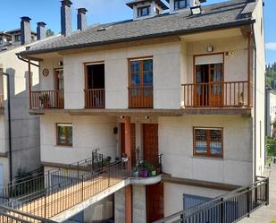 Vista exterior de Casa adosada en venda en Grandas de Salime amb Traster
