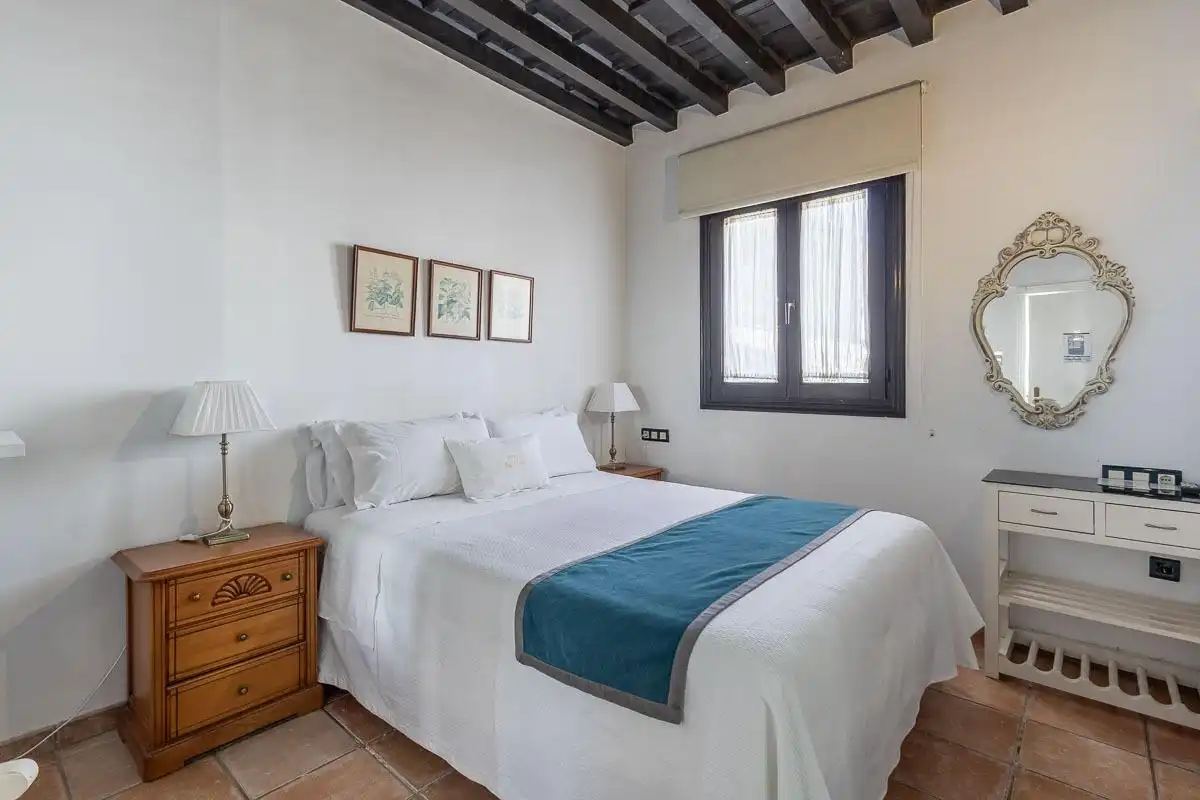 Schlafzimmer von Gebäude zur Miete in Granada