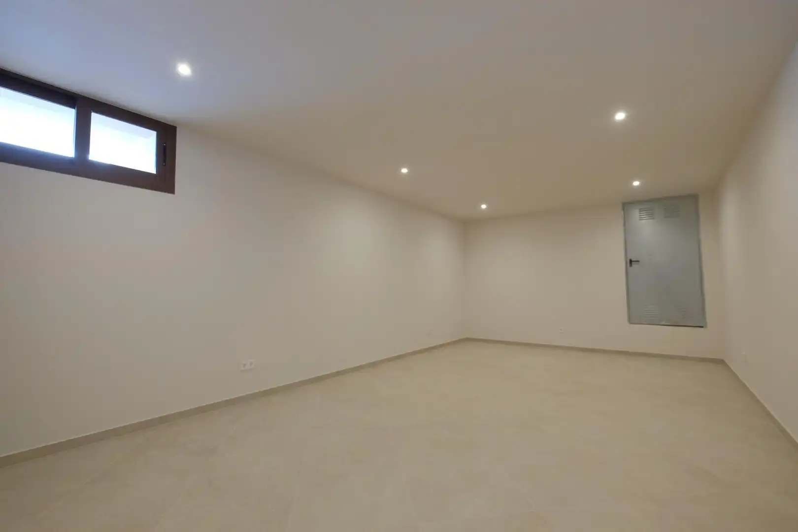 Chalet con piscina en venta en Marisol Park - Ortembach - Los Almendros, imagen 50