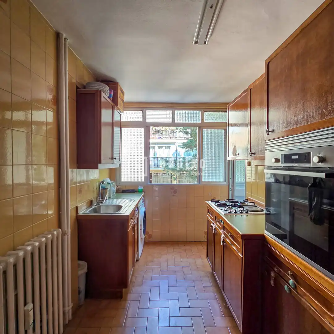 Cocina de Piso en venta en Madrid con Aire acondicionado, Calefacción y Jardín privado