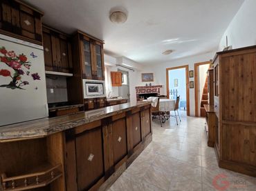 House for sale in Torvizcón