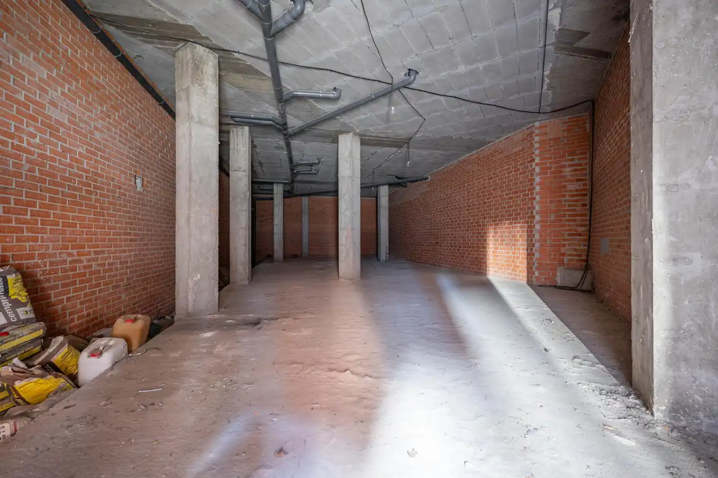 Local comercial en alquiler en Los Berrocales, imagen 2