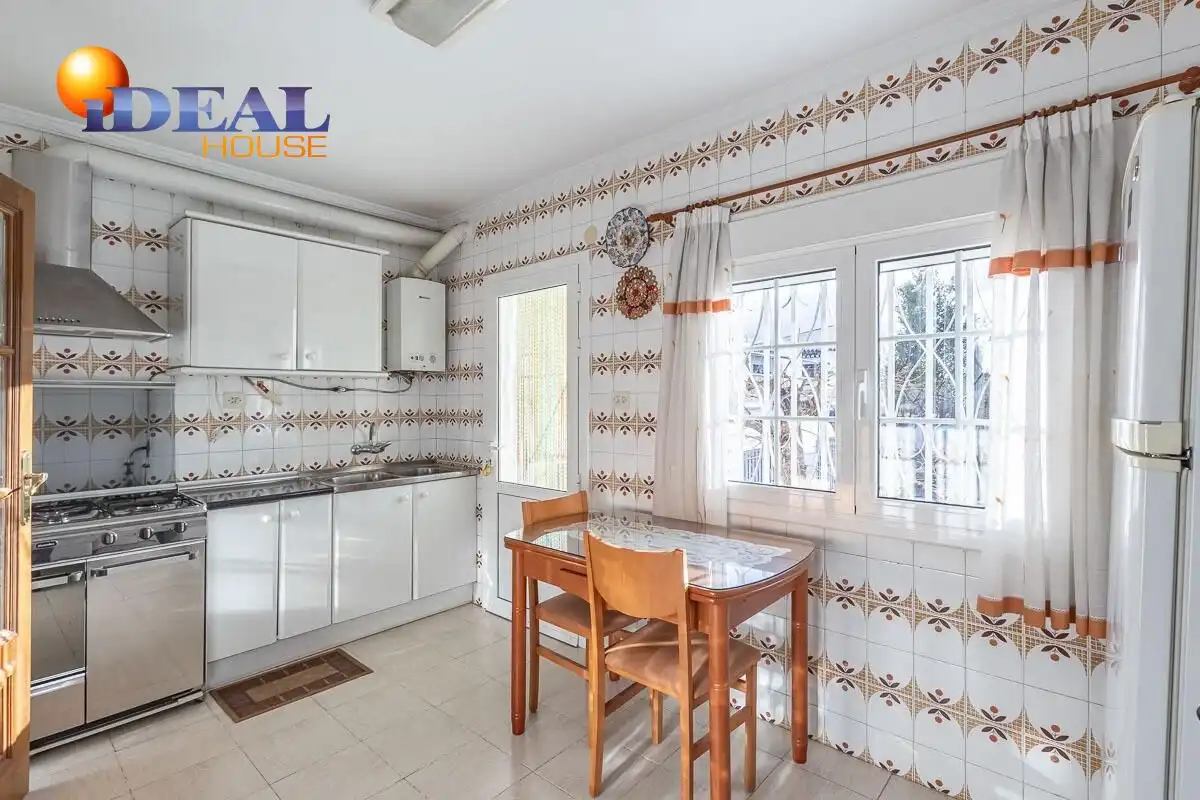 Maison avec jardin à vendre à Barrio de la Vega, imagen 5