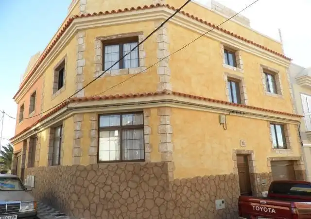 Vista exterior de Pis en venda en San Bartolomé de Tirajana