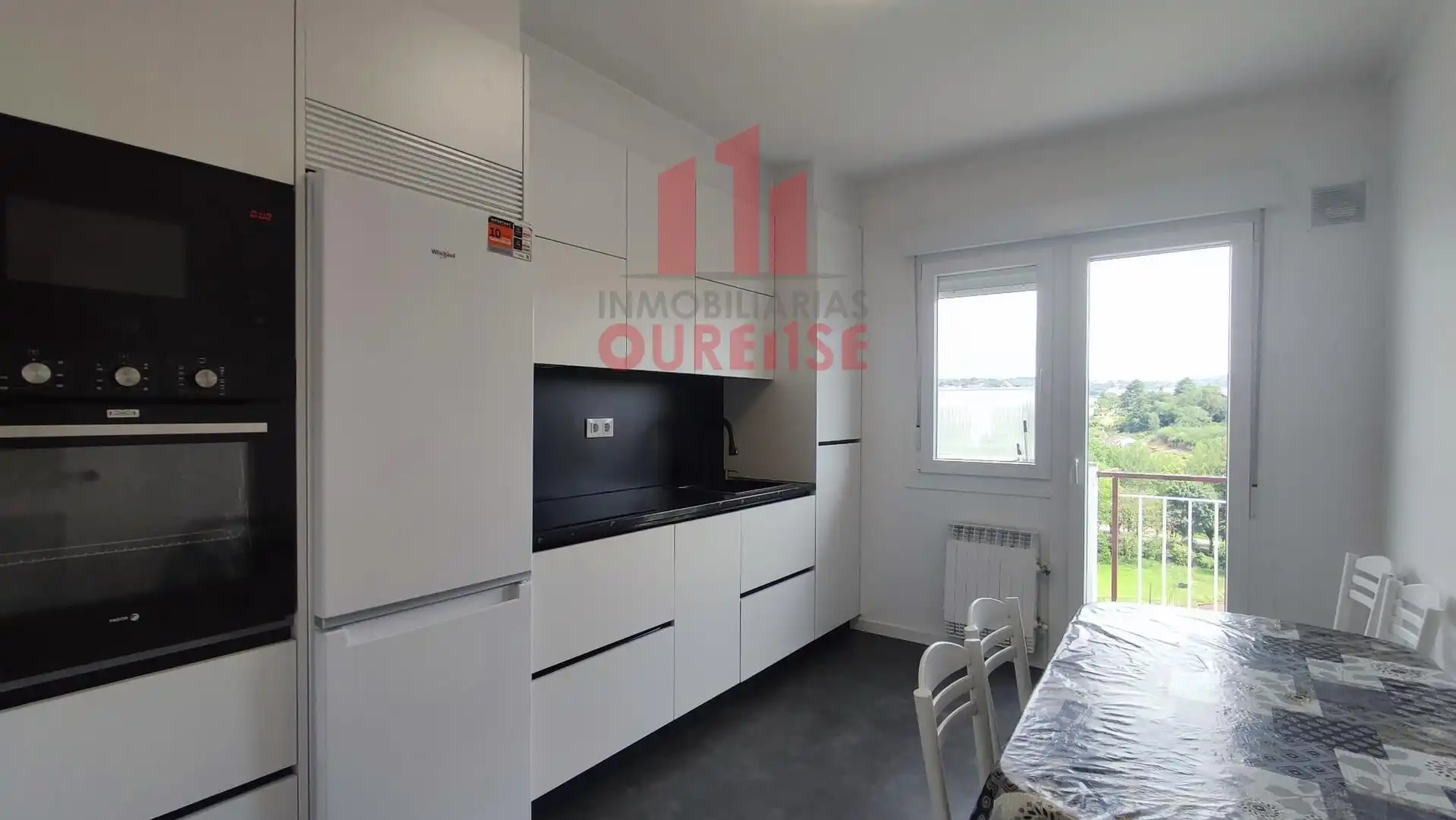 Küche von Wohnung zur Miete in Ourense Capital  mit Heizung, Möbliert und Balkon