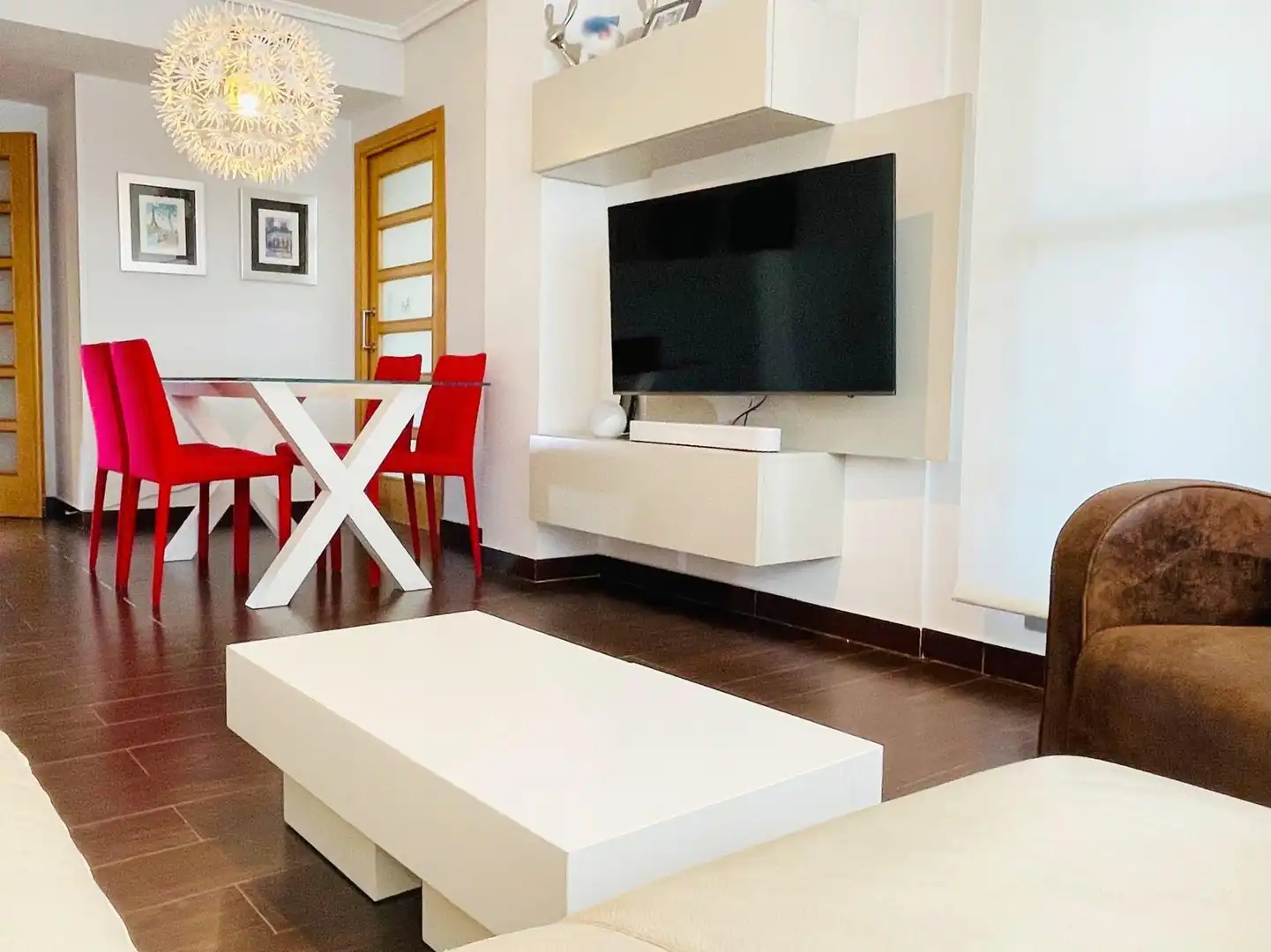 Sala de estar de Apartamento de alquiler en Dénia con Aire acondicionado, Calefacción y Jardín privado