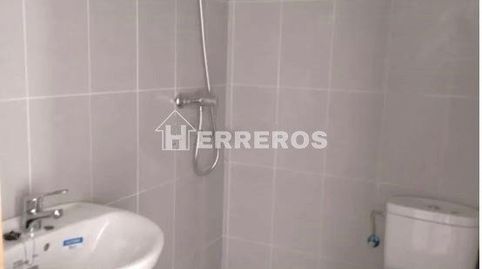 Foto 3 de Piso en venta en Lardero, La Rioja