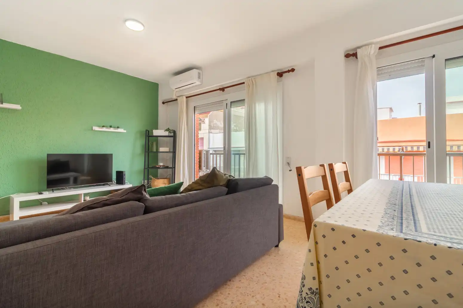 Living room of Flat for sale in Sagunto / Sagunt  with Air Conditioner, Heating and Storage room