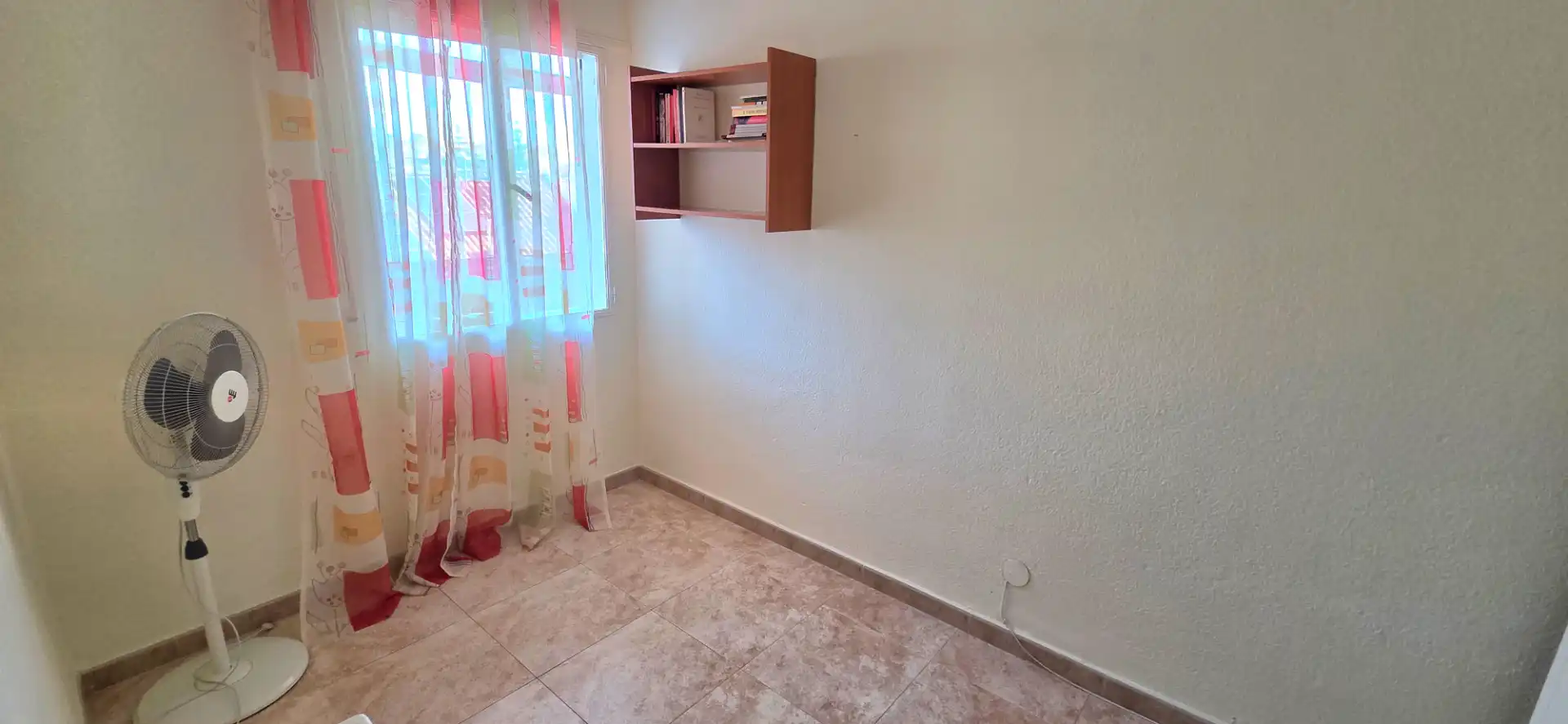 Dormitori de Pis en venda en Fuengirola amb Terrassa i Moblat