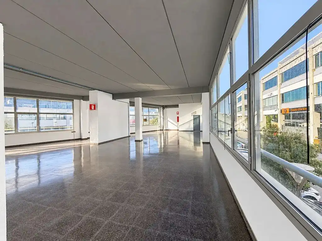 Local comercial en venta en Carrer de l'Electrònica, imagen 5