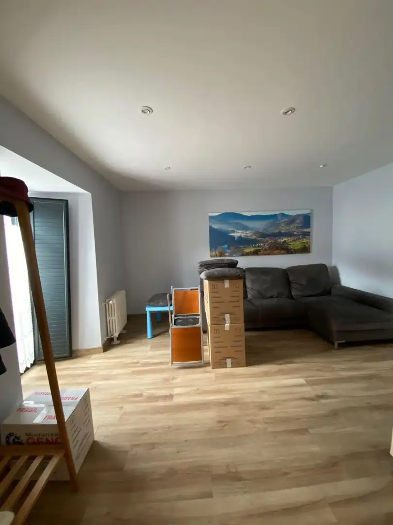 Sala d'estar de Casa o xalet en venda en Aller amb Calefacció, Terrassa i Traster
