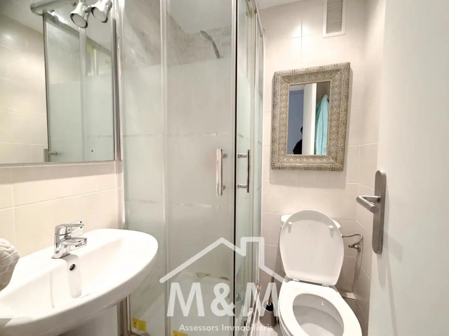 Badezimmer von Wohnung zum Verkauf in Gavà mit Terrasse und Gemeinschaftspool