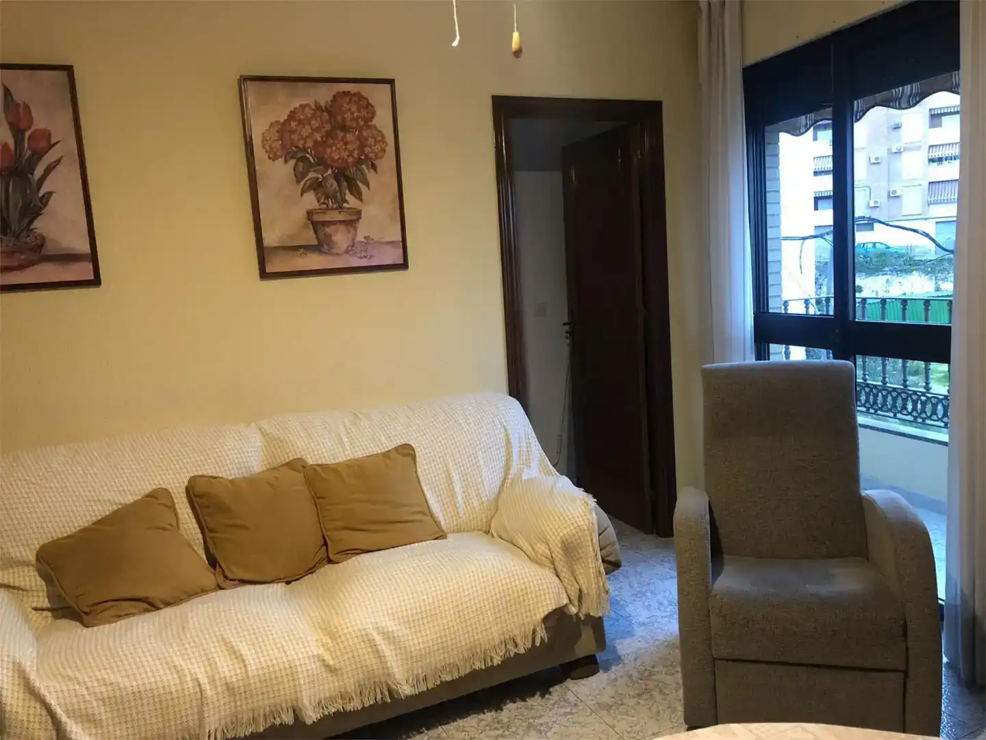 Sala d'estar de Casa adosada en venda en Morón de la Frontera, Sevilla