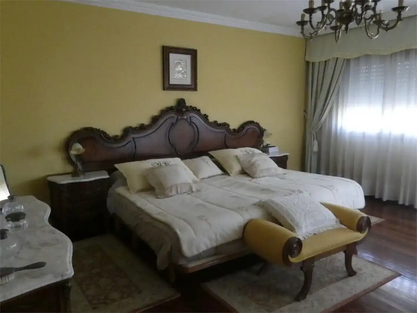 Dormitori de Pis en venda en Pontevedra Capital  amb Jardí privat, Parquet i Piscina