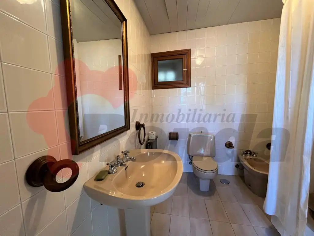 Bathroom of Houses for sale in Meira