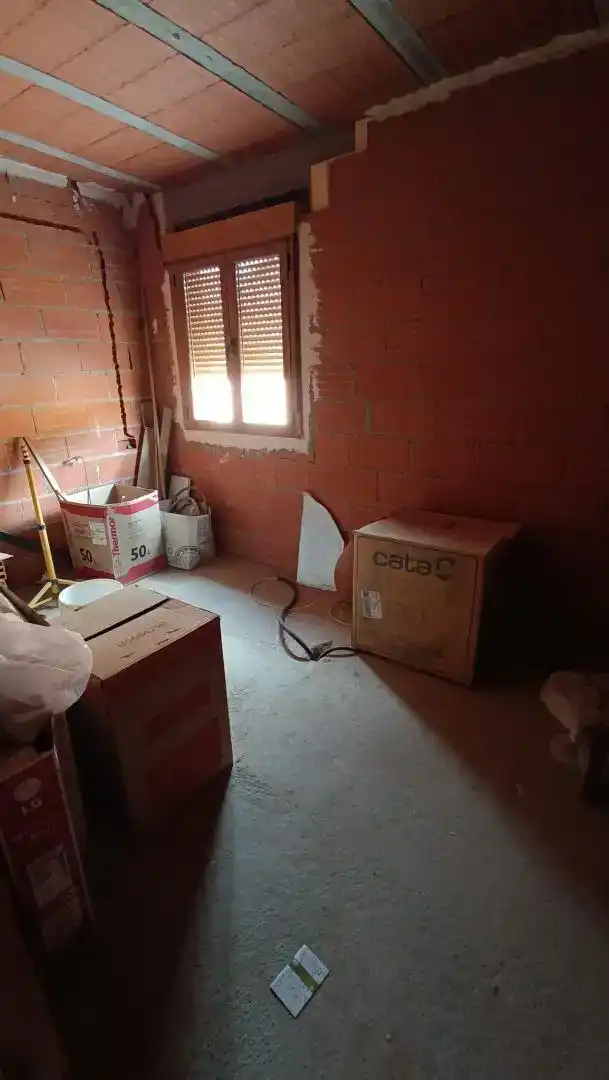 Casa adosada en venda en Fresneda de la Sierra amb Moblat