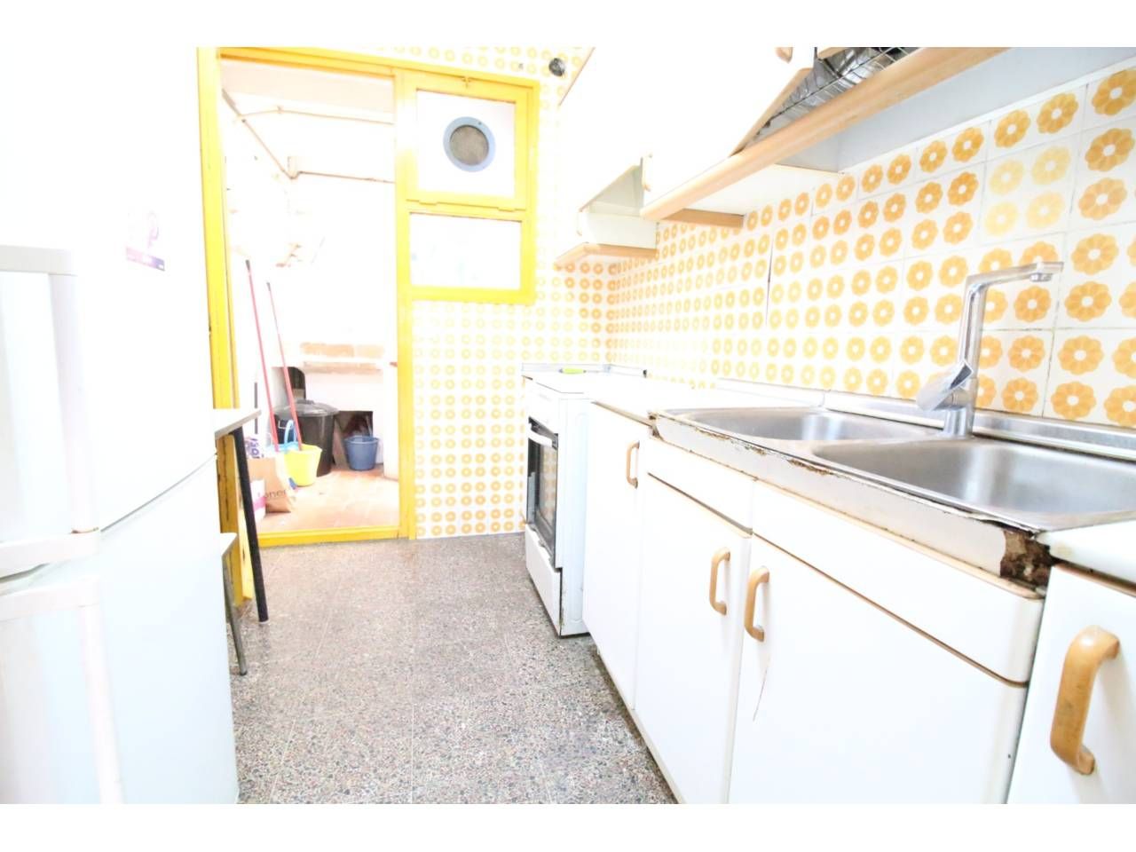 Kitchen of Flat to rent in Cerdanyola del Vallès  with Heating, Furnished and Balcony