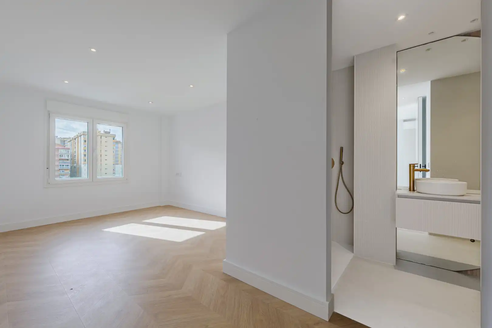 Bedroom of Apartments for sale in Málaga  with Heating, Terrace and Alarm