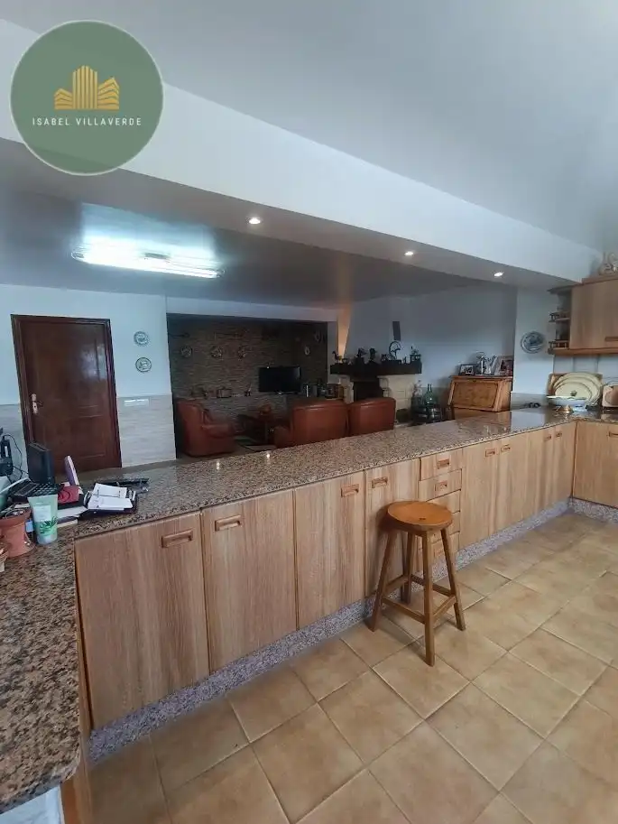 Cocina de Casa o chalet en venta en A Coruña Capital  con Calefacción, Jardín privado y Piscina