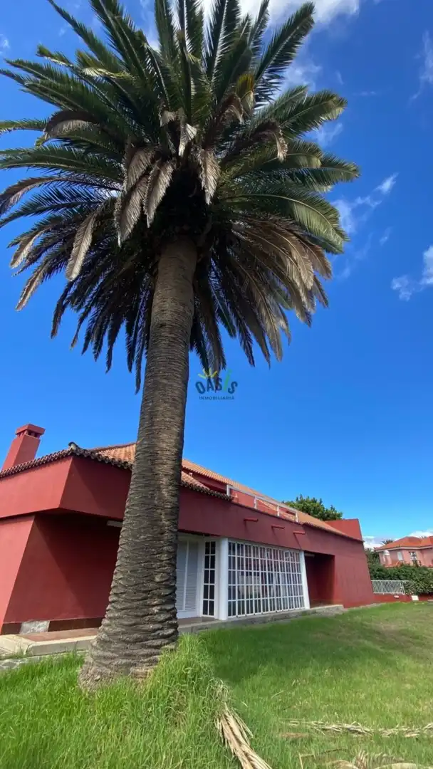 Exterior view of Houses for sale in San Cristóbal de la Laguna  with Storage room