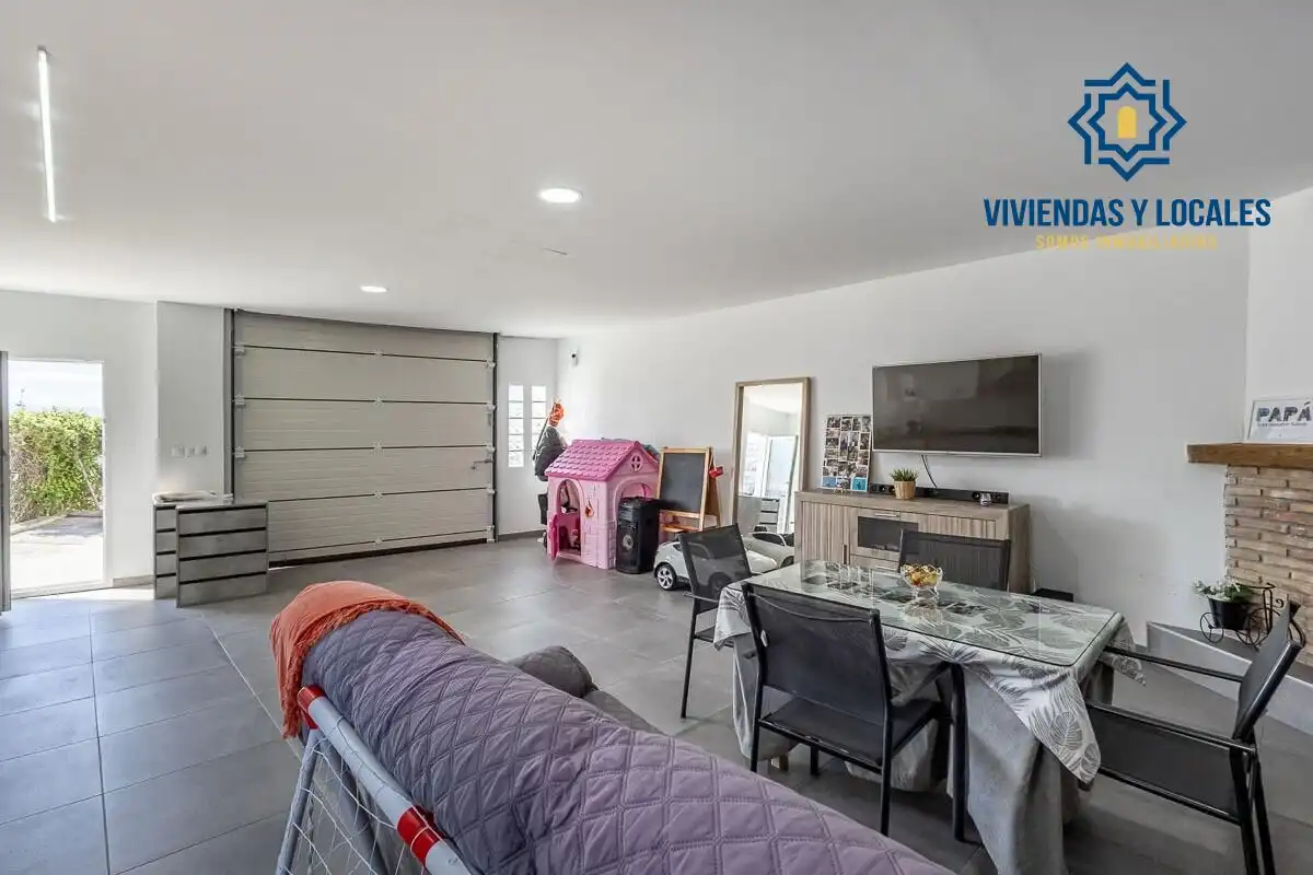 House with garden for sale in Calle MOLINILLO, imagen 9