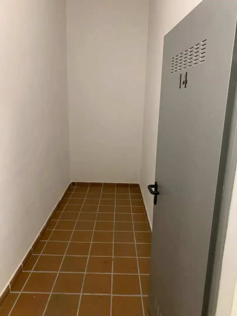 Piso de alquiler en Calle JUAN SEBASTIAN ELCANO, Ciudad Expo