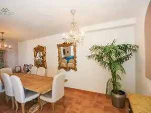 Menjador de Casa o xalet de lloguer en Almuñécar amb Aire condicionat, Jardí privat i Terrassa