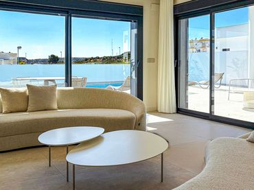 Villa di nuova costruzione con piscina in vendita a Calle Laguna de Ruidera